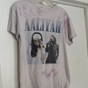 Aaliyah Graphic Tee - Light Lavender Band Shirt